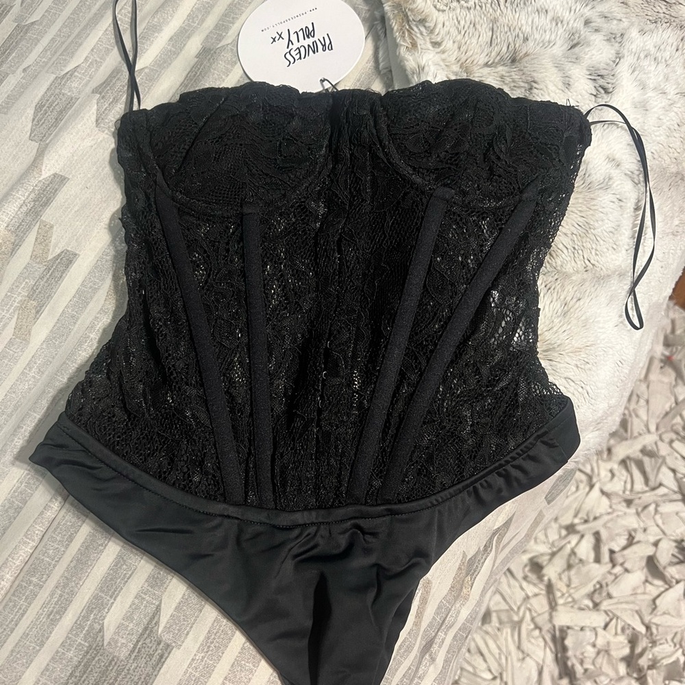 Lace bodysuit